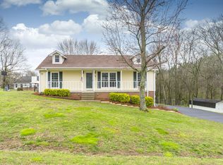 106 Walnut Dr, Columbia, TN 38401
