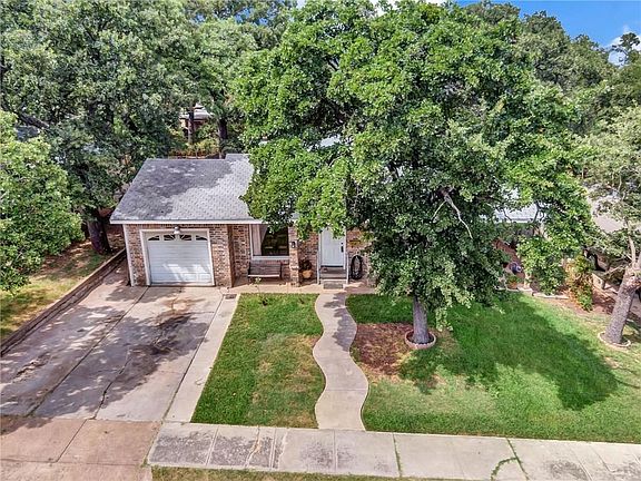 2nd image of 5533 Eisenhower Dr