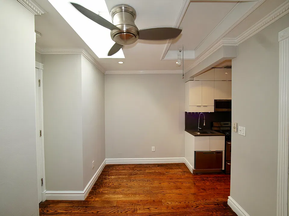 234 W 14th St #R5C