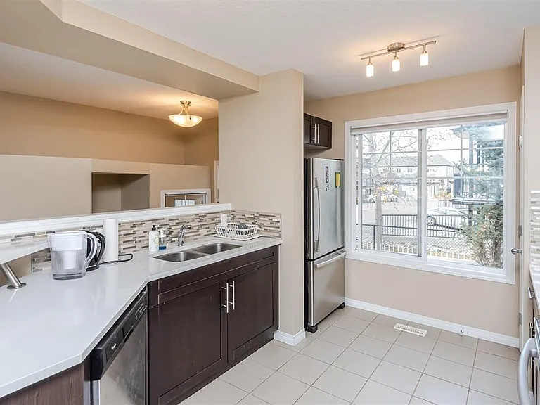 4850 Terwillegar Cmn NW — Photo 6