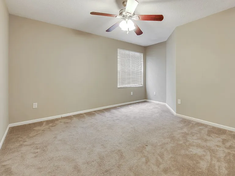 1603 Briar Oak Dr — Photo 10