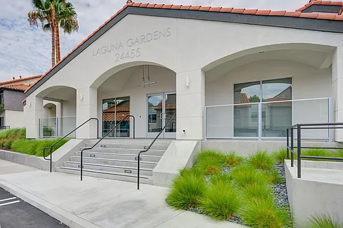 Laguna Gardens Apts. Photo 1