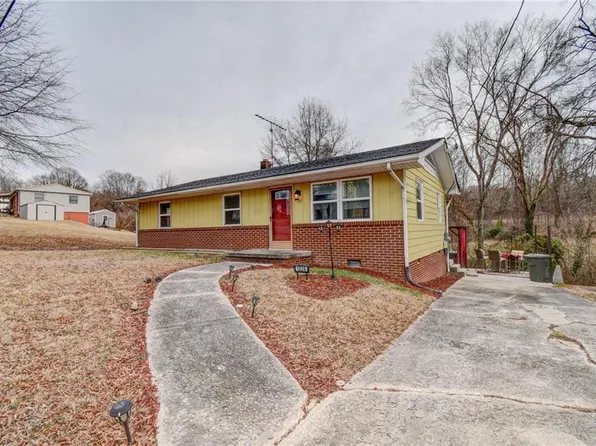 1226 Irving Ave, Eden, NC 27288