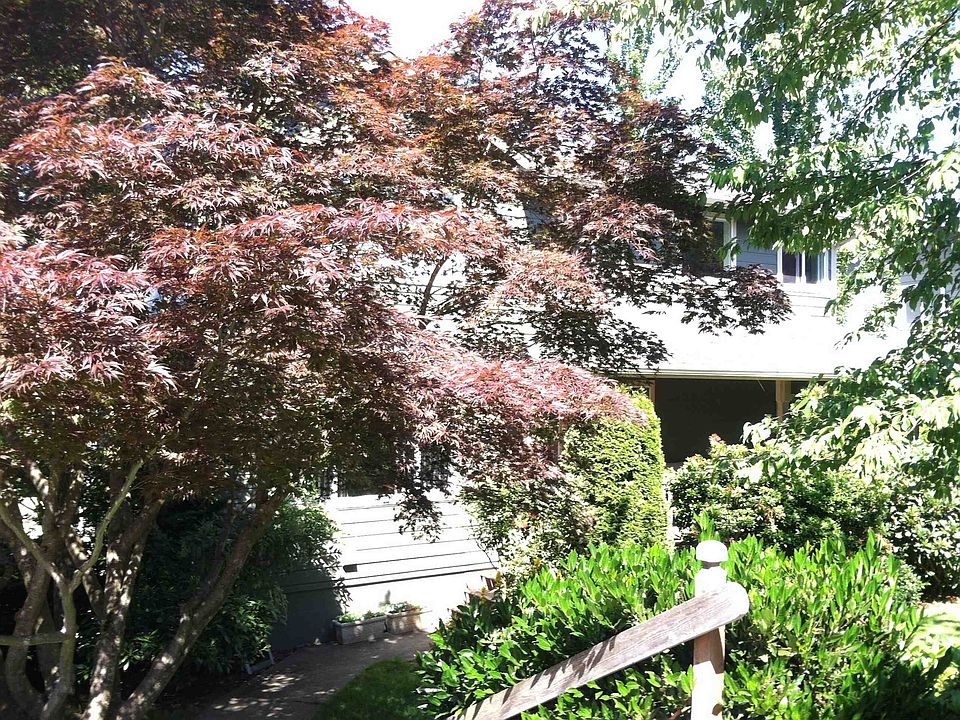 1st image of 8805 Latona Ave NE