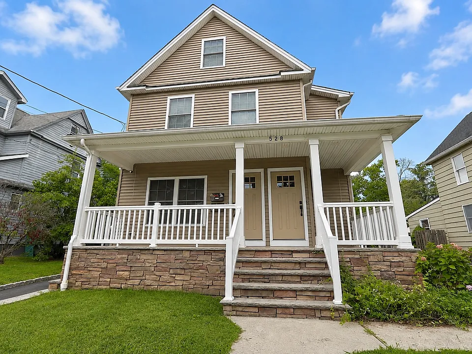 528 Cumberland St #2
