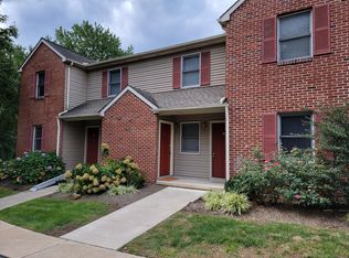 128 Hilldale Dr APT L, Ephrata, PA 17522