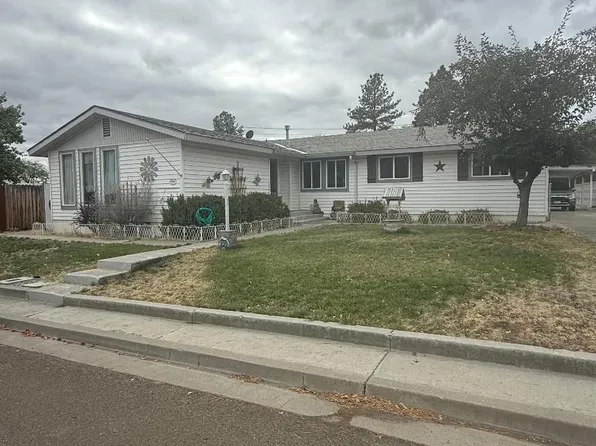 1407 N Main St, Alturas, CA 96101