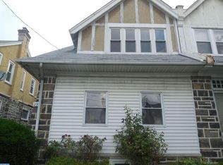 29 Powell Ln, Upper Darby, PA 19082