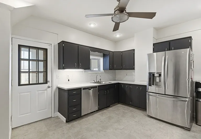 2812 Clifton Ave — Photo 6