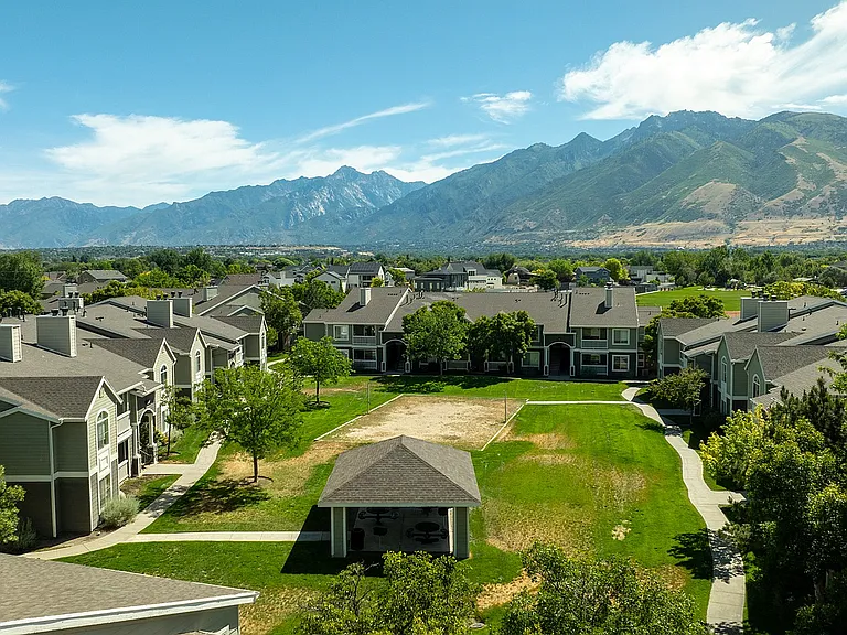 13343 Minuteman Dr Draper, UT-38