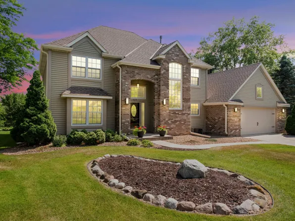 628 Coventry Pkwy, Eagan, MN 55123