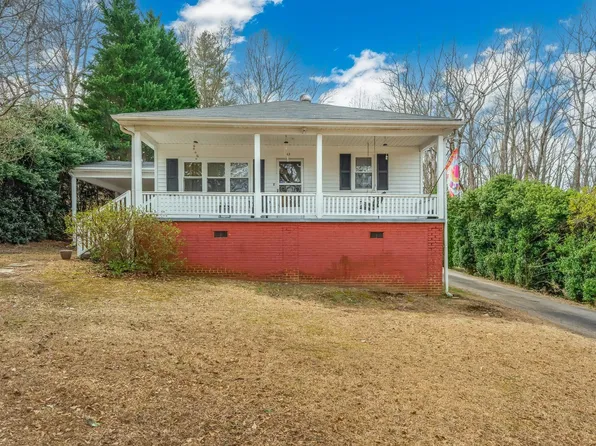 143 Old Pond St, Easley, SC 29640