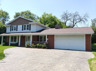 505 N Rosedale Dr, Brookfield, WI 53005