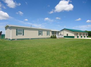 20675 S Mosiertown Rd, Saegertown, PA 16433