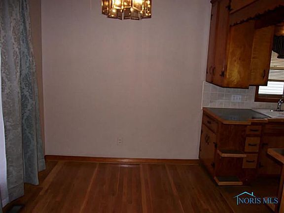 5th image of 5319 Winona Dr