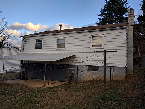 2nd image of 3822 Vermont Ave NW