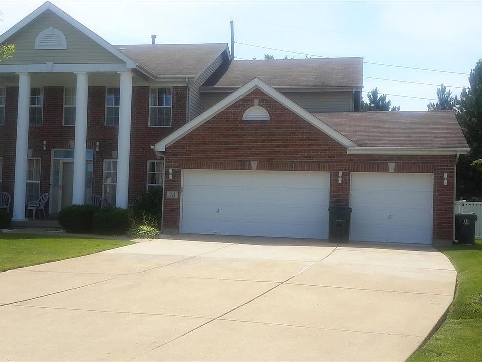 1st image of 74 Rivermeadows Dr