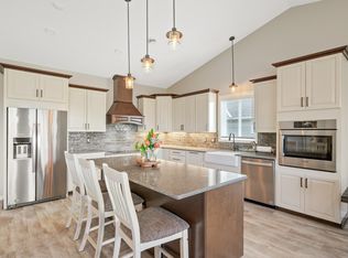 11316 Lancaster Way NE, Albertville, MN 55301