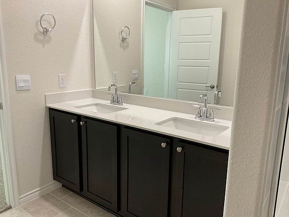 4th image of 7422 Alfriston Pl