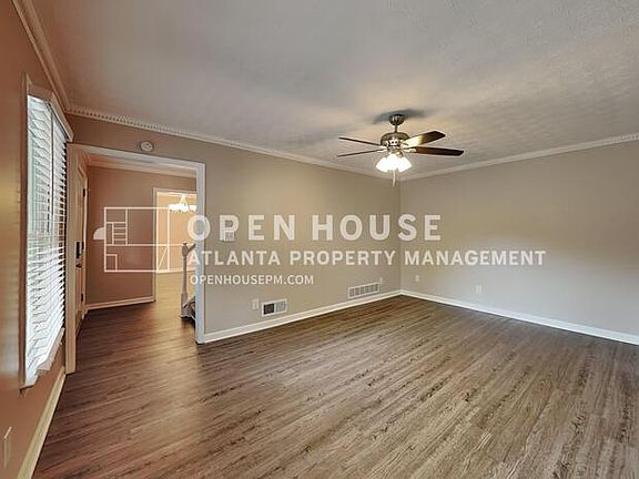 5th image of 205 Tawneywood Way