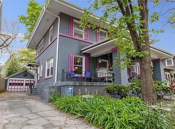 2nd image of 6024 Brookside Blvd
