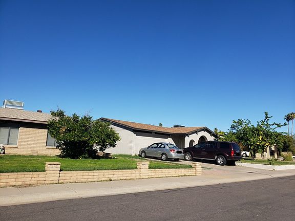 3rd image of 3824 W Carol Ave