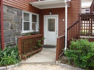 230 Milbank Ave, Greenwich, CT 06830