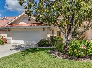 4752 Via Carmen, Naples, FL 34105