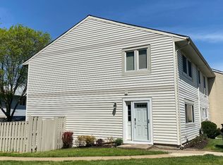 328 Reneau Way, Herndon, VA 20170