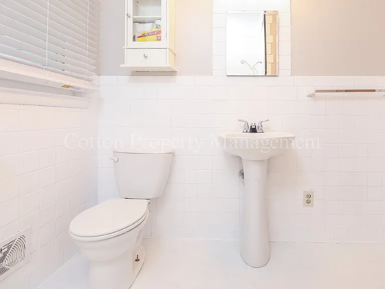 522 N 25th St — Photo 16