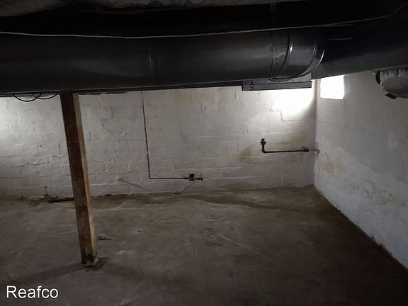 4th image of 518 E Markison Ave