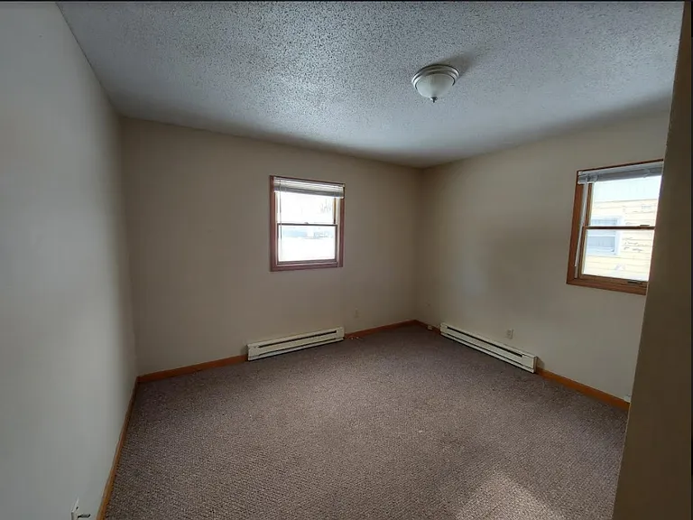 16 National Ave — Photo 9