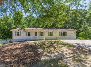 1527 Bennett Rd, Grayson, GA 30017