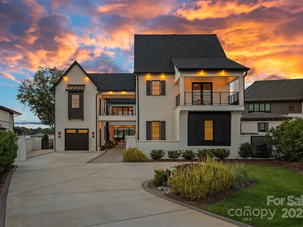 17811 Largo Pl, Cornelius, NC 28031