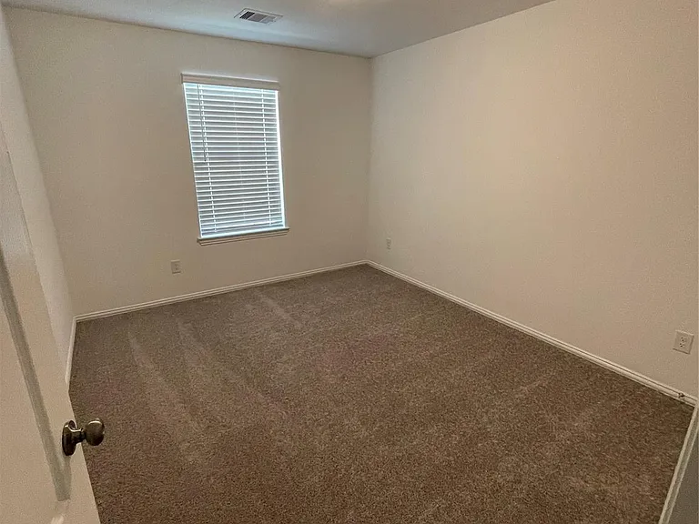 8111 Royal Palm Ct — Photo 36