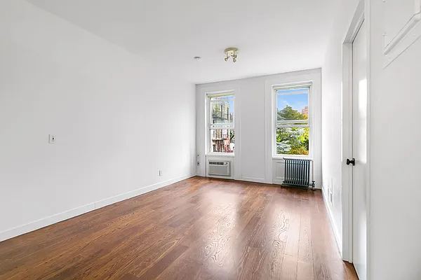 Rented by Compass | media 8