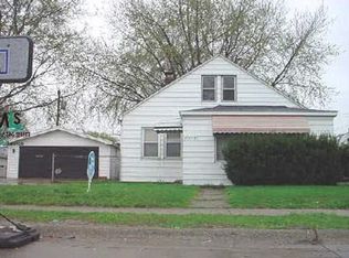 8466 Meadow Ave, Warren, MI