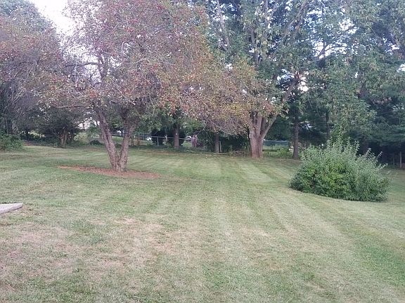 2nd image of 4602 Hazel Dr