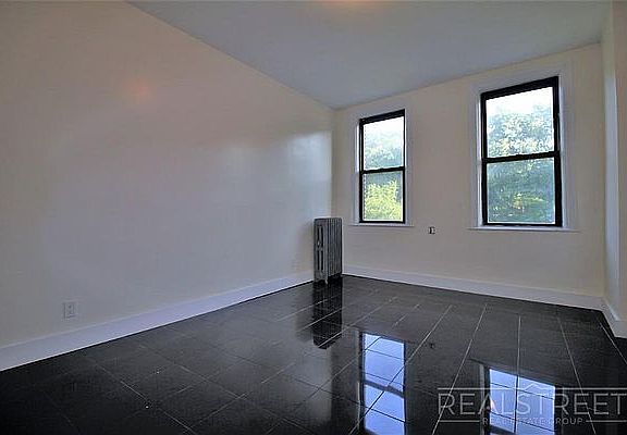 5th image of 85 Eastern Pkwy APT 3B
