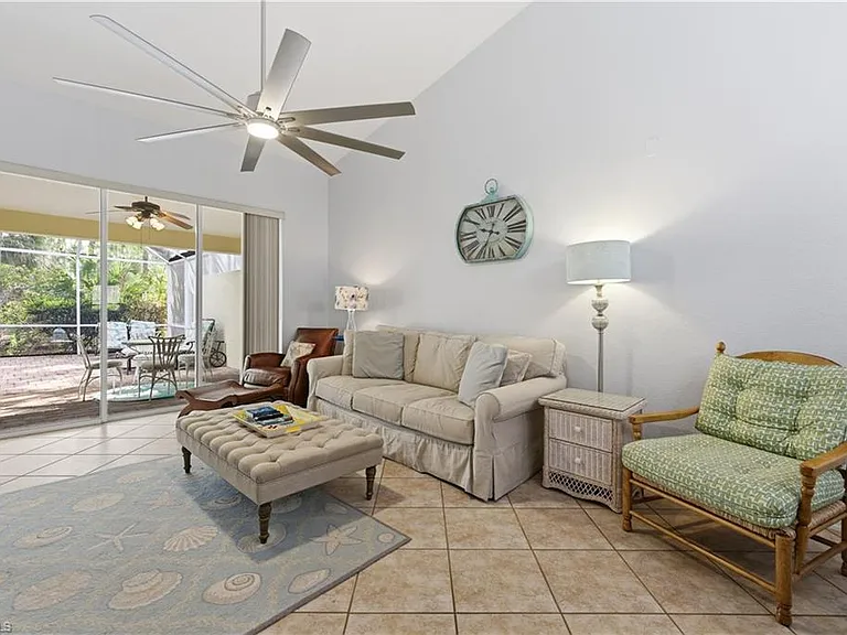 5778 Greenwood Cir — Photo 16