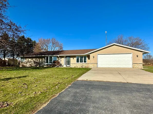 W4382 County Road D, Random Lake, WI 53075