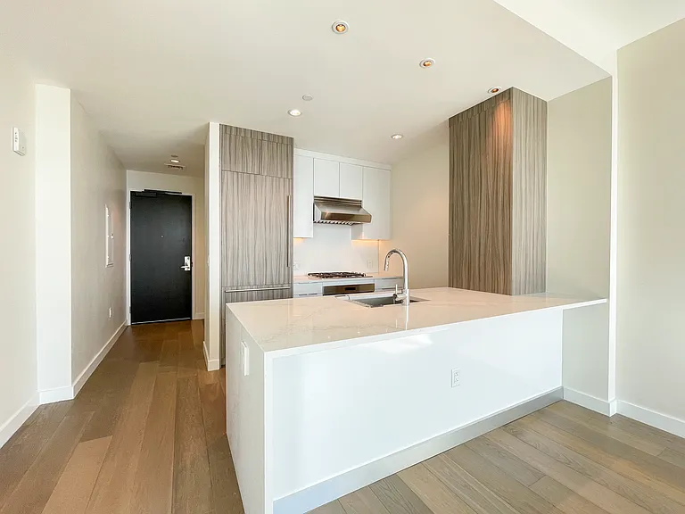 188 Brookline Ave #21-F — Photo 9