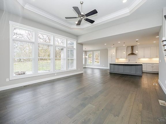4th image of 5533 Kings View Ct