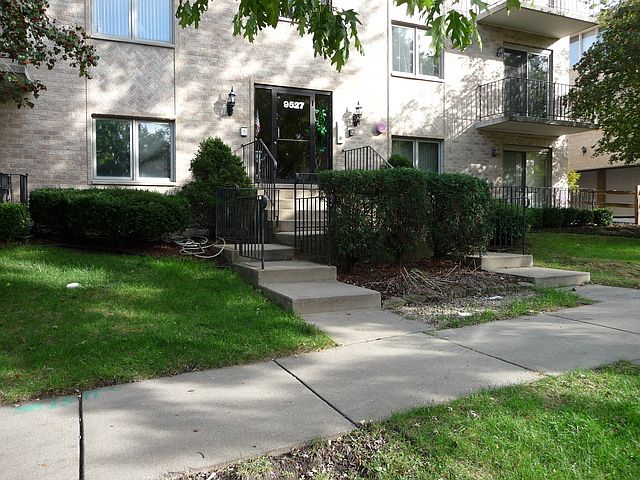 1st image of 9527 S 54th Ave