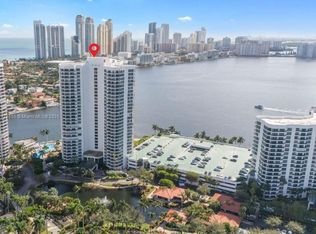 19101 Mystic Pointe Dr APT 302, Miami, FL 33180