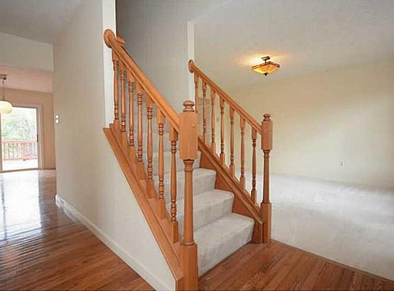 2nd image of 941 Bideford Dr