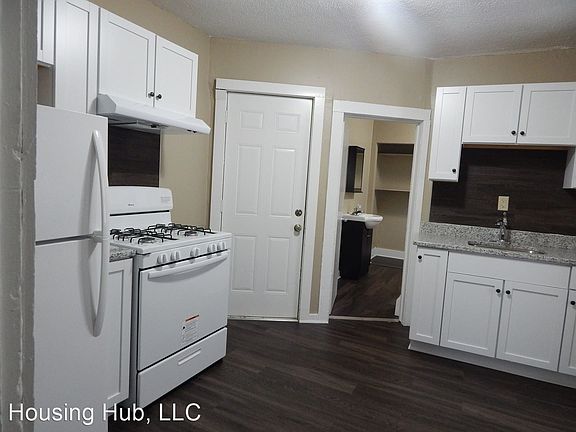 5th image of 951 Desoto St #5