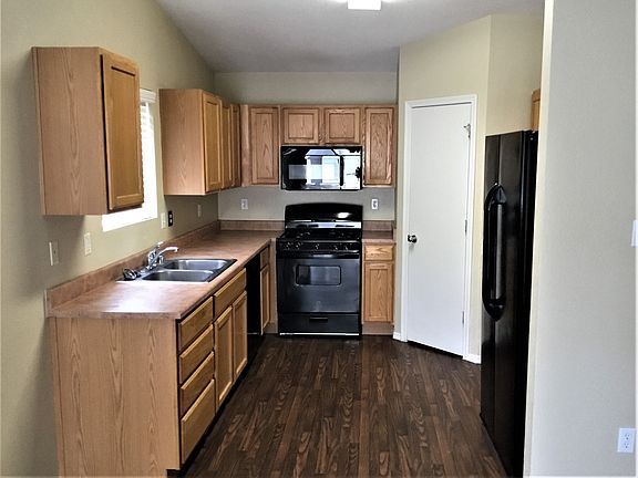 2nd image of 6201 Capriccio Rd NW