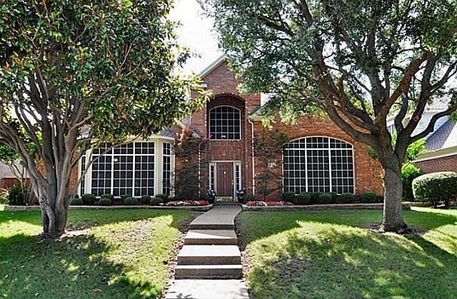 1st image of 2709 Wexford Dr