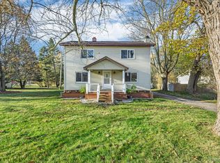 4113 Pine Grove Ave, Fort Gratiot, MI 48059